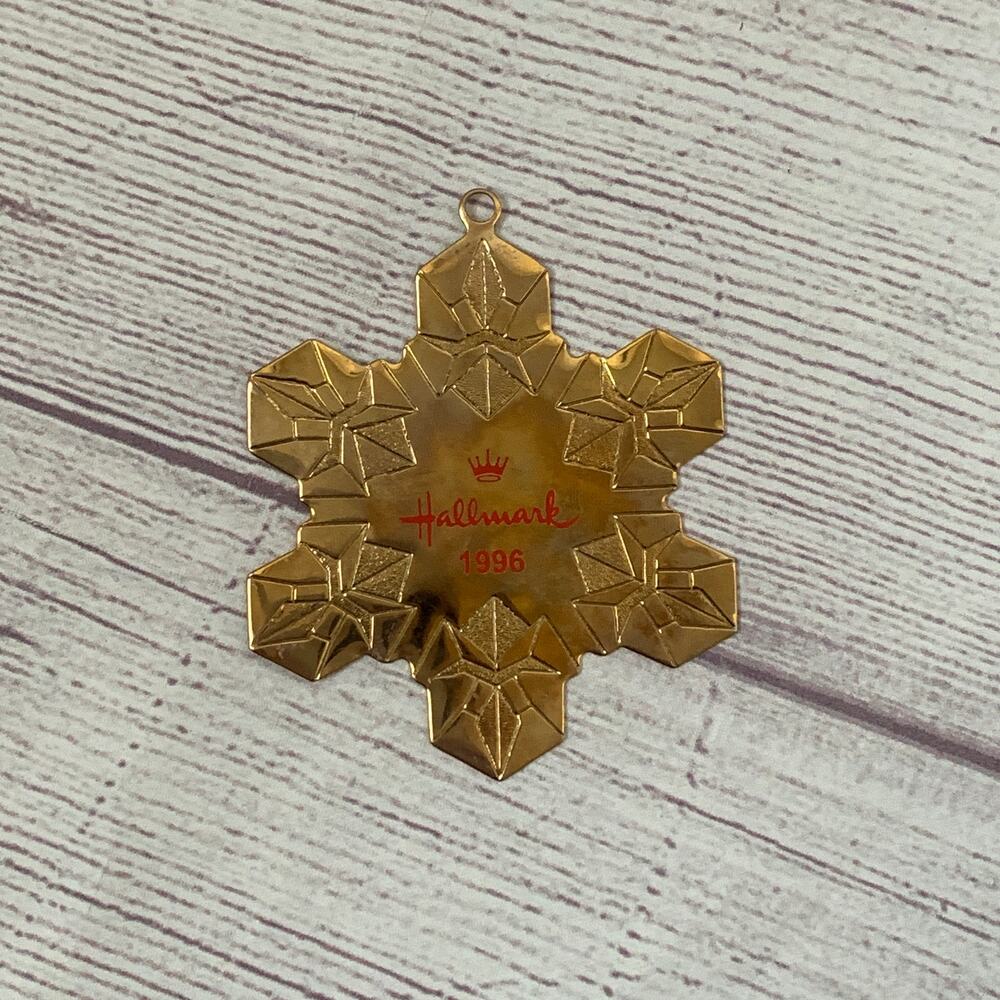 Vintage 1996 Hallmark Gold Plated Brass Snowflake Ornament